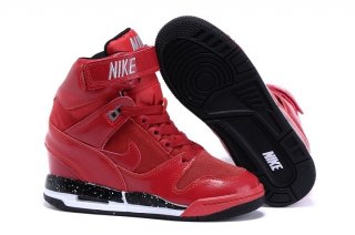 Nike Air Revolution Sky High Wedge Sneakers Wedge Rouge Noir