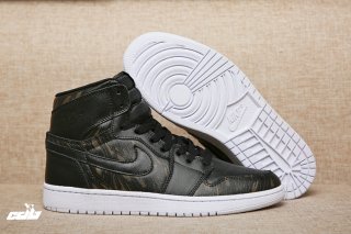 Air Jordan 1 Retro Noir Or