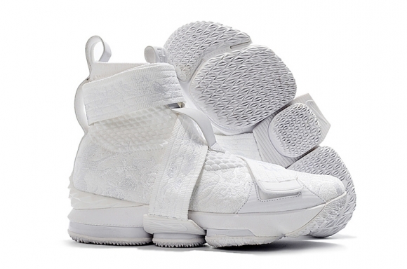 Kith X Nike Lebron XV 15 Strap "Long Live The King" Blanc (ao1068-103)