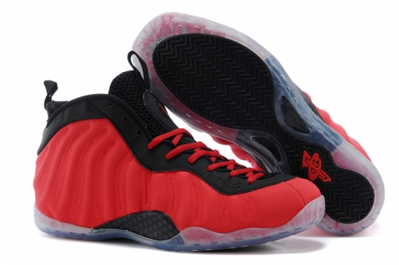 Nike Air Foamposite One Rouge Suède Noir