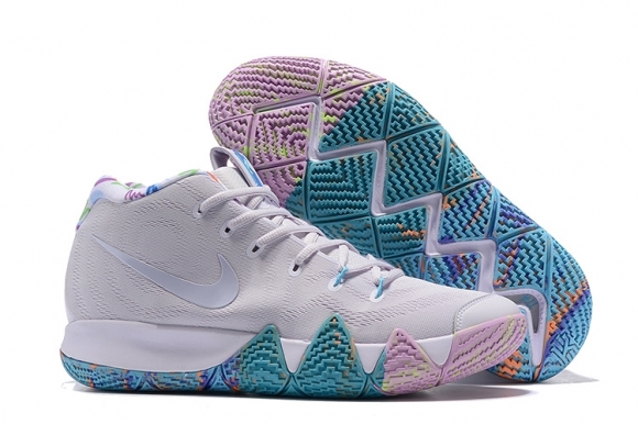 Nike Kyrie Irving IV 4 Blanc Bleu Pourpre