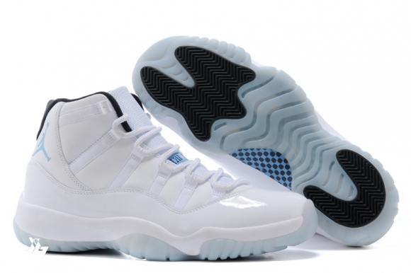 Air Jordan 11 Blanc Bleu Noir