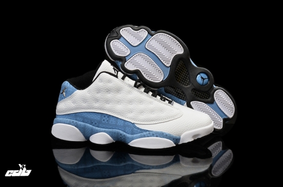 Air Jordan 13 Blanc Noir Bleu