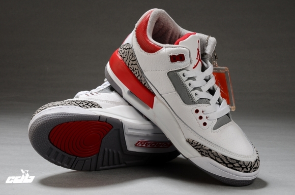 Air Jordan 3 Blanc Rouge Gris