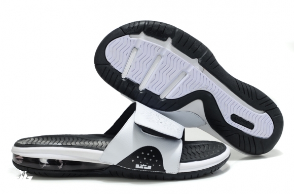 LeBron Claquette Blanc Noir