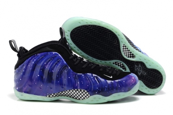 Nike Air Foamposite Pourpre Noir