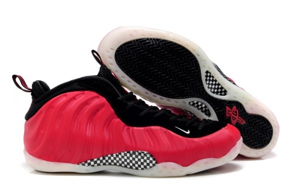 Nike Air Foamposite Rouge Noir Treillis