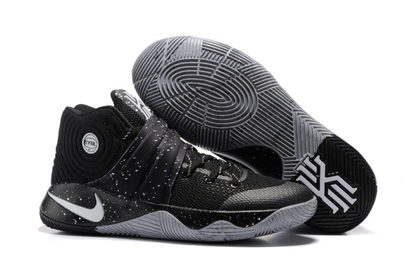 Nike Kyrie Irving 2 Noir Blanc Gris