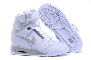 Nike Wmns Air Revolution Sky Blanc