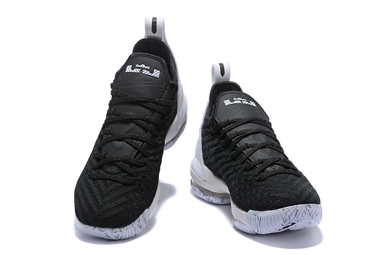 Achat / Vente Nike Lebron XVI 16 Noir Blanc Chaussure de Basket Pas Cher