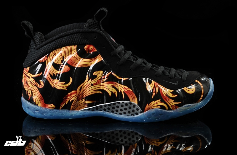 Supreme X Nike Air Foamposite One Noir Or (652792-001)