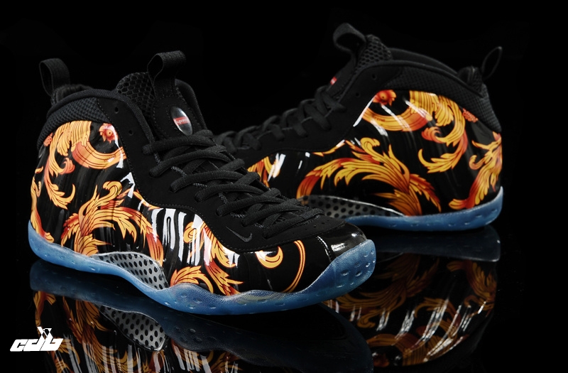Supreme X Nike Air Foamposite One Noir Or (652792-001)