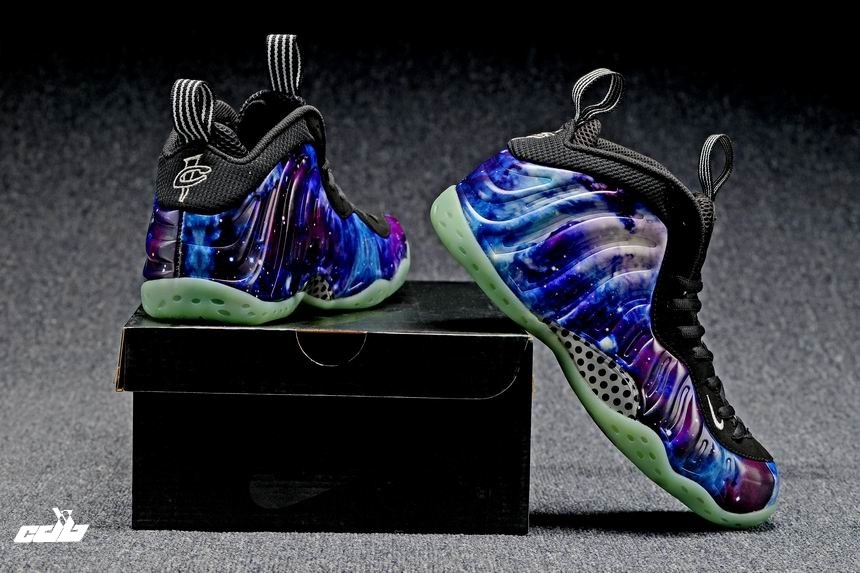 Nike Air Foamposite Noir Bleu Pourpre